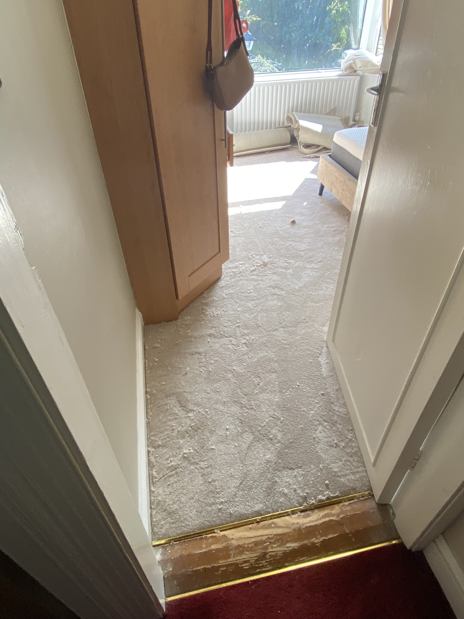 Laminate flooring installation