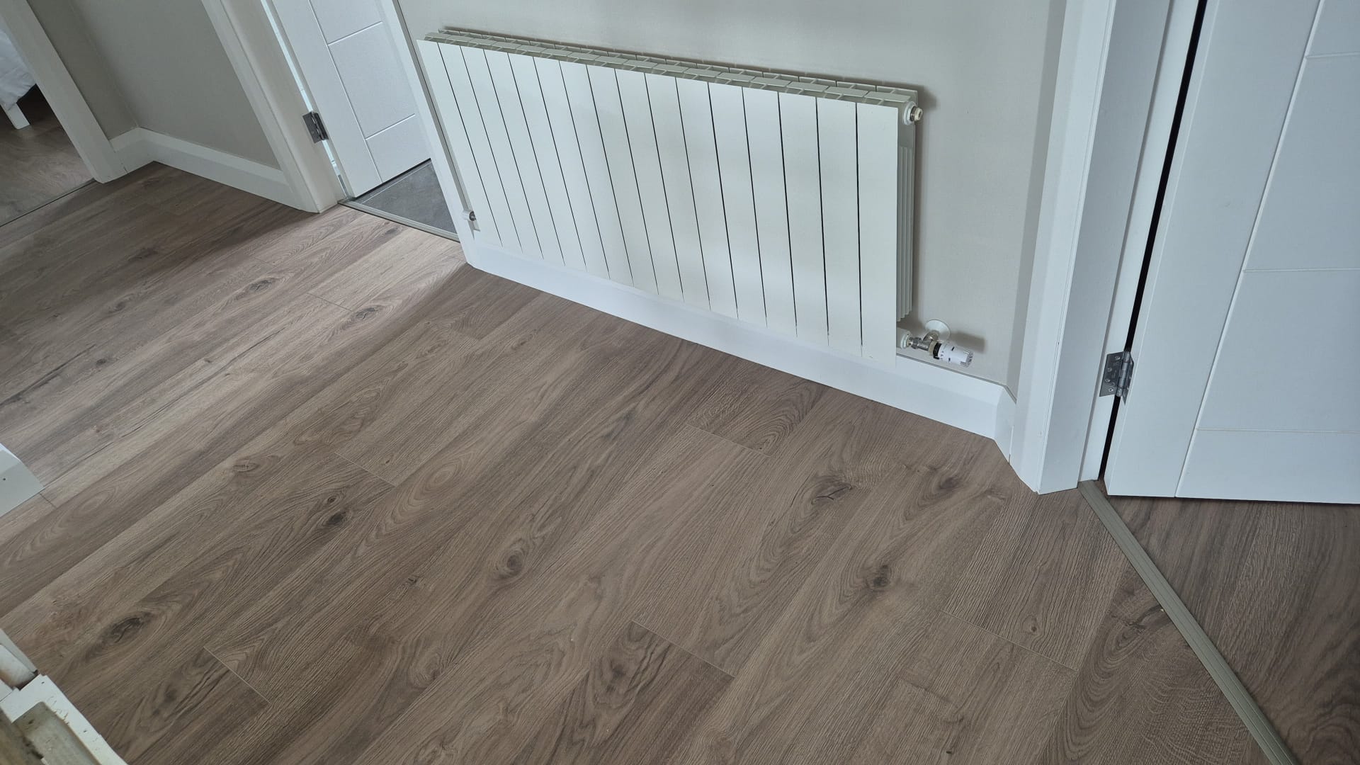 Laminate flooring installation